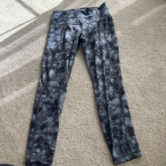 Athleta Camo Leggings - Picture 1 of 2
